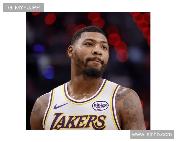 马库斯斯马特的篮球之路与领导力：如何影响球队和年轻球员成长